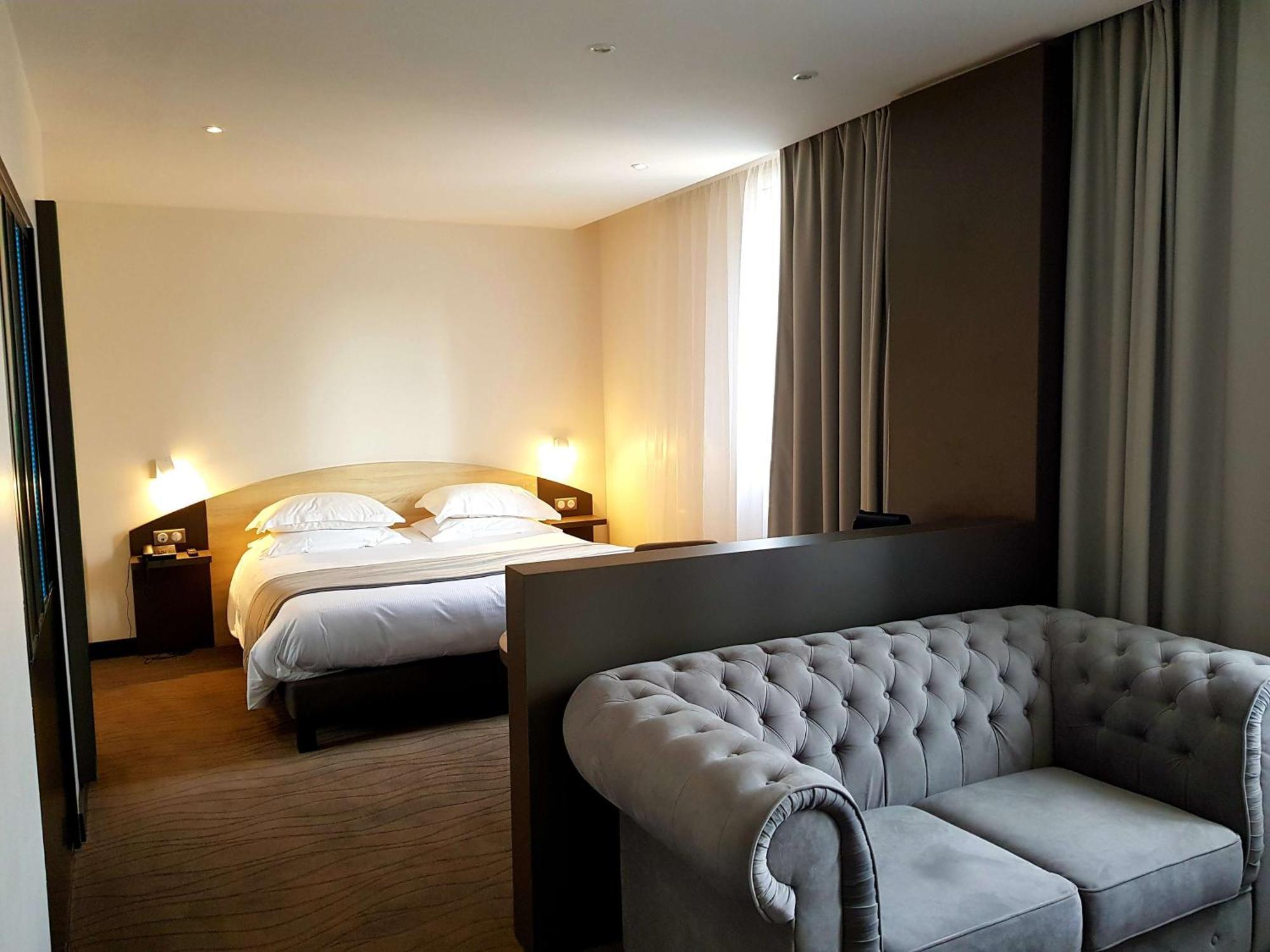 Brit Hotel De Grignan فيشي المظهر الخارجي الصورة